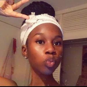 Meet your Posher, Claire